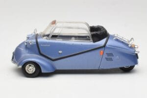 Messerschmitt KR201 Roadster Modra Revell 1:18 08966 Kovina – slika 4 od 8