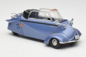 Messerschmitt KR201 Roadster Modra Revell 1:18 08966 Kovina – slika 6 od 8