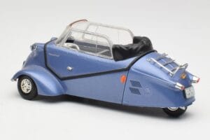 Messerschmitt KR201 Roadster Modra Revell 1:18 08966 Kovina – slika 7 od 8