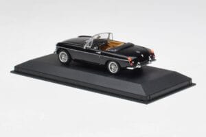 MGB Kabriolet Črn Minichamps 1:43 430131030 Kovina – slika 3 od 4