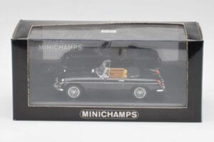 MGB Kabriolet Črn Minichamps 1:43 430131030 Kovina – slika 4 od 4