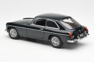 MGB GT Mk2 Coupe Racing Zelena AUTOart 1:18 76602 Kovina – slika 7 od 8