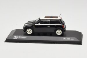 MINI Cooper R50 Črn Minichamps 1:43 431138101 Kovina