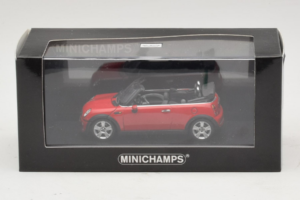 Mini Cooper R52 Kabriolet Rdeč Minichamps 1:43 431138230 Kovina – slika 4 od 4