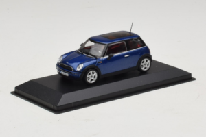 Mini Cooper Modra Minichamps 1:43 MINI009 Kovina – slika 2 od 5