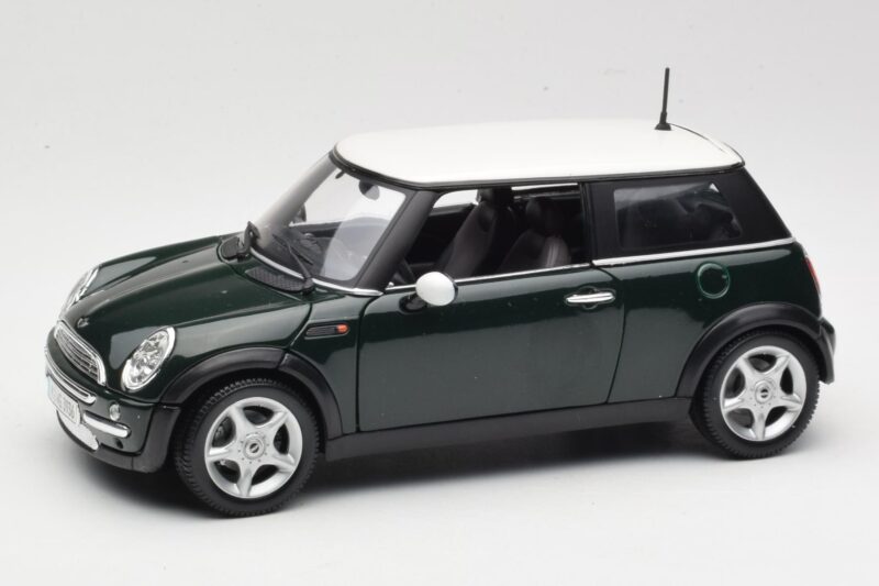 Mini Cooper Mk7 Zelen Maisto 1:18 7271336 Kovina