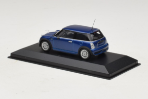 Mini Cooper One R50 Aero Moder Minichamps 1:43 431138270 Kovina – slika 3 od 4