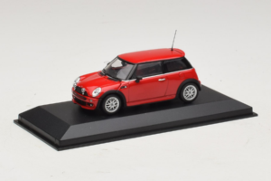 Mini Cooper One R50 Aero Rdeč Minichamps 1:43 431138272 Kovina – slika 3 od 4