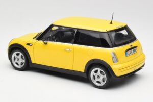 Mini Cooper One R50 Aerodinamični Paket Rumen Kyosho 1:18 80430148553 Kovina – slika 7 od 8