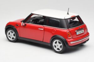 Mini Cooper R50 Rdeč Maisto 1:18 31619 Kovina – slika 4 od 8