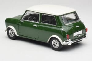 Mini Cooper S British Racing Zelen & Old English Bel Solido 1:18 8021 Kovina – slika 7 od 8