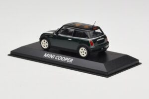 Mini Cooper S R53 Zelena S Črtami Minichamps 1:43 MINI006 Kovina – slika 3 od 4