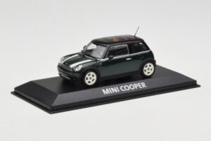 Mini Cooper S R53 Zelena S Črtami Minichamps 1:43 MINI006 Kovina – slika 4 od 4