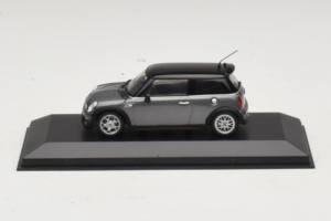 Mini Cooper S Grey Metallic Minichamps 1:43 80420148551-R1 Kovina