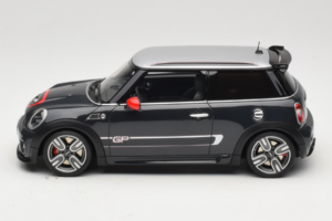 Mini John Cooper Works GP2 R56 Thunder Grey Otto 1:18 OT497 Smola – slika 3 od 6
