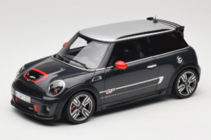 Mini John Cooper Works GP2 R56 Thunder Grey Otto 1:18 OT497 Smola