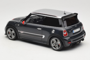 Mini John Cooper Works GP2 R56 Thunder Grey Otto 1:18 OT497 Smola – slika 5 od 6