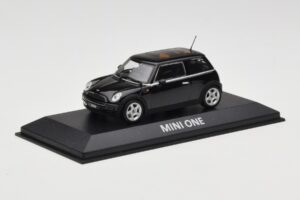 Mini One R50 Črn S Črno Streho Minichamps 1:43 MINI005 Kovina – slika 2 od 5