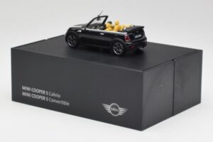 Mini Cooper S R57 Kabriolet Črn Minichamps 1:43 80422148818 Kovina – slika 3 od 4