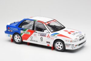 Mitsubishi Galant VR-4 #9 K. Eriksson / S. Parmander RAC Rally 1990 IXO 1:18 18RMC192A Kovina – slika 4 od 6