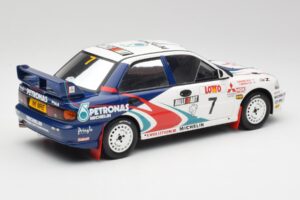 Mitsubishi Lancer Evo 3 Group A #4 T. Makinen / S. Harjanne Rally Australia 1996 Otto 1:18 OT475 Smola – slika 2 od 6