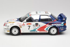 Mitsubishi Lancer Evo 3 Group A #4 T. Makinen / S. Harjanne Rally Australia 1996 Otto 1:18 OT475 Smola – slika 3 od 6