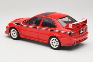 Mitsubishi Lancer Evo VI Tommi Makinen Edition Rdeč AUTOart 1:18 77156 Kovina – slika 7 od 8