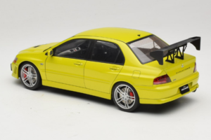 Mitsubishi Lancer Evo VII Mustard Yellow AUTOart 1:18 77166 Kovina – slika 5 od 8