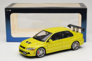 Mitsubishi Lancer Evo VII Mustard Yellow AUTOart 1:18 77166 Kovina – slika 8 od 8