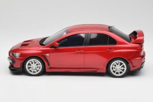 Mitsubishi Lancer Evo X FQ 400 Rdeč Otto 1:18 OT1084 Smola – slika 4 od 6