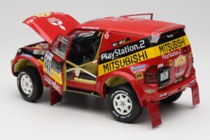 Mitsubishi Pajero Rallye Raid #205 Paris-Dakar Rally 2001 Solido 1:18 9022 Kovina – slika 5 od 8
