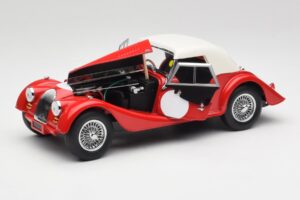 Morgan 4/4 Plus Competition Hardtop Rdeč Kyosho 1:18 08114R Kovina – slika 2 od 8