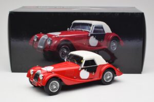 Morgan 4/4 Plus Competition Hardtop Rdeč Kyosho 1:18 08114R Kovina – slika 8 od 8