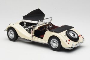 Morgan 4/4 Series II Bel Kyosho 1:18 08111W Kovina – slika 5 od 8