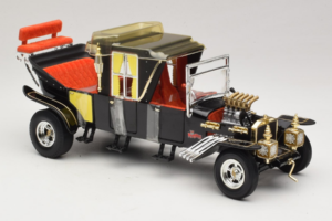 Munsters Koach Črn ERTL 1:18 33036 Kovina – slika 4 od 6