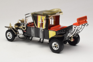 Munsters Koach Črn ERTL 1:18 33036 Kovina – slika 5 od 6