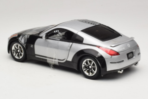 Nissan 350Z Fast & Furious Tokyo Drift Joyride 1:18 53608A Kovina – slika 5 od 6