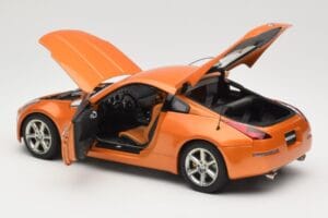 Nissan 350Z Z33 Sunset Orange AUTOart 1:18 77312 Kovina – slika 5 od 8