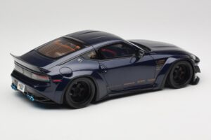 Nissan 400Z RZ34 Pandem Midnight Blue GT Spirit 1:18 GT494 Smola – slika 2 od 6