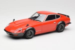 Nissan Fairlady 240ZG Rdeč Otto 1:18 OT457 Smola