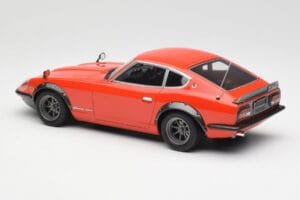 Nissan Fairlady 240ZG Rdeč Otto 1:18 OT457 Smola – slika 5 od 6