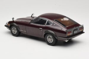 Nissan Fairlady 240Z-G S30 Bordo Kyosho 1:18 08212M Kovina – slika 7 od 8