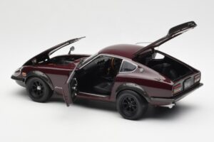 Nissan Fairlady 240ZG Rjava Kyosho 1:18 08217M Kovina – slika 5 od 8