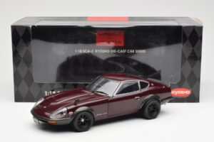Nissan Fairlady 240ZG Rjava Kyosho 1:18 08217M Kovina – slika 8 od 8