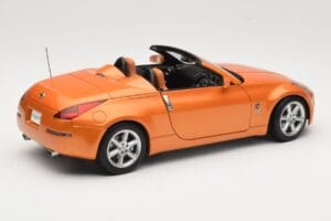 Nissan Fairlady Z Z33 Roadster Sunset Orange AUTOart 1:18 77377 Kovina – slika 3 od 8
