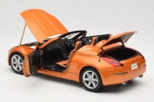 Nissan Fairlady Z Z33 Roadster Sunset Orange AUTOart 1:18 77377 Kovina – slika 5 od 8