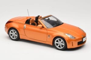 Nissan Fairlady Z Z33 Roadster Sunset Orange AUTOart 1:18 77377 Kovina – slika 6 od 8