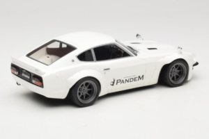 Nissan Fairlady Z Z34 Pandem Otto 1:18 OT1167 Smola – slika 2 od 6
