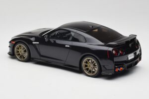 Nissan GT-R R35 Takumi Edition Midnight Purple GT Spirit 1:18 GT932 Smola – slika 5 od 6