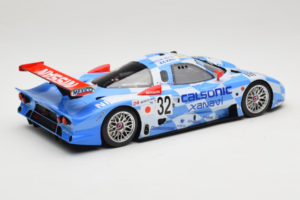 Nissan R390 GT1 #32 R. Calderari / J-D. Deletraz / B. Gachot Team Nissan 24 Hours of Le Mans 1998 GT Spirit 1:18 GT529 Smola – slika 2 od 6